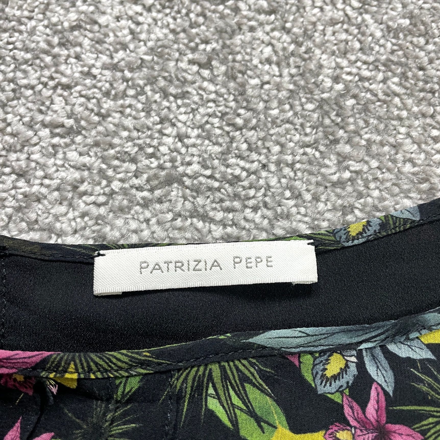 Patrizia Pepe VINTAGE Patrizia Pepe Black Designer Silk Blouse Women Size 42 / US 6 Sheer Long Sleeve Formal Casual Office Size M / US 6-8 / IT 42-44 - 3 Thumbnail