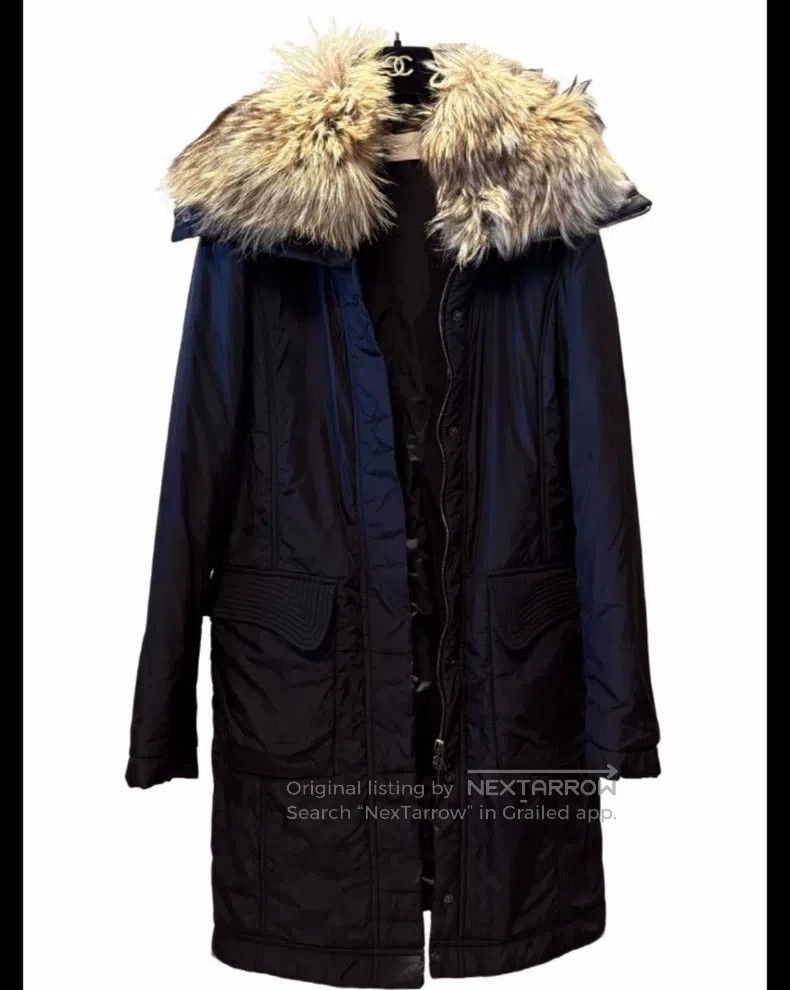 Valentino Valentino A long down jacket with a fox fur collar Size S / US 4 / IT 40 - 1 Thumbnail