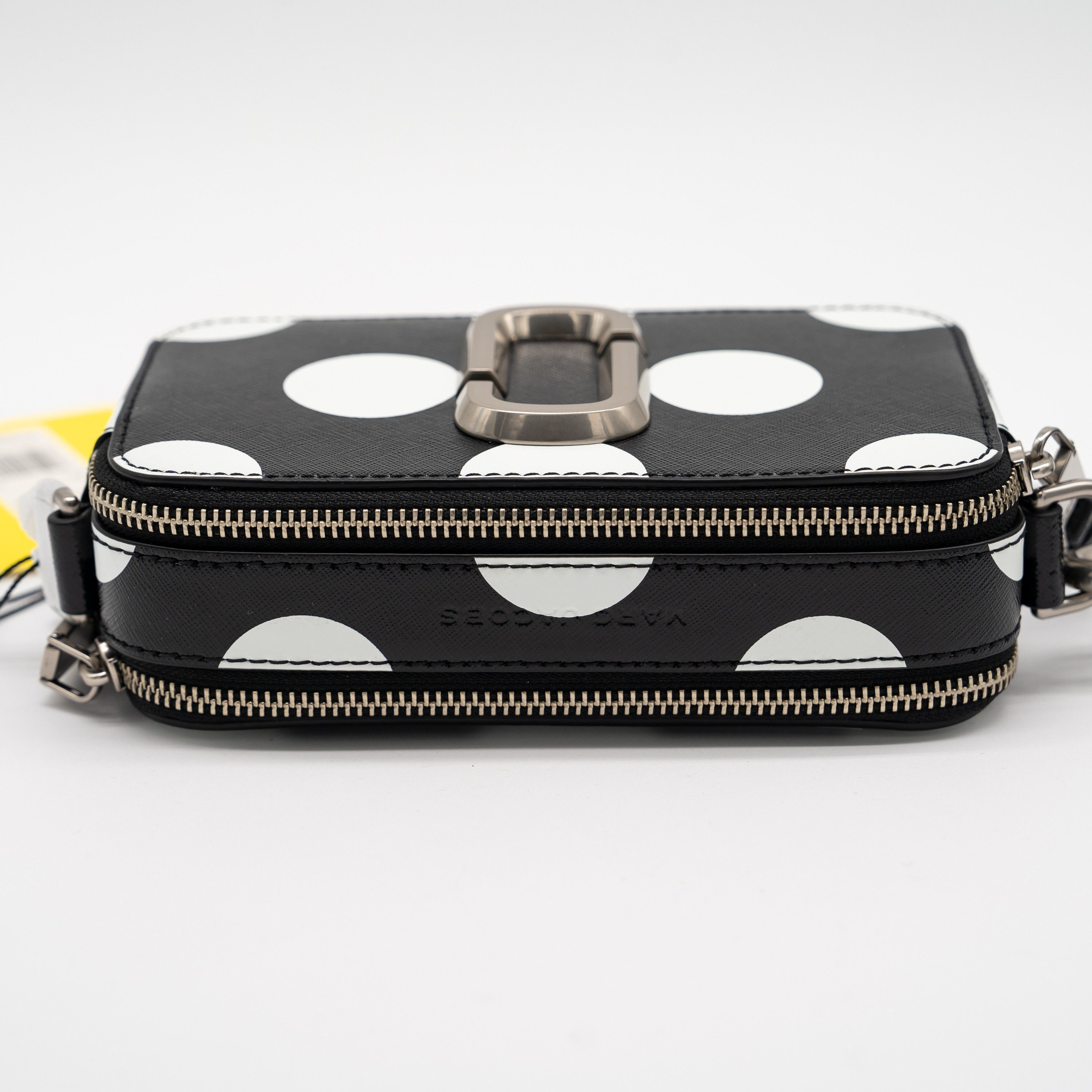Marc Jacobs Marc Jacobs Black White Polka Dot Snapshot Camera Bag Size ONE SIZE - 3 Thumbnail