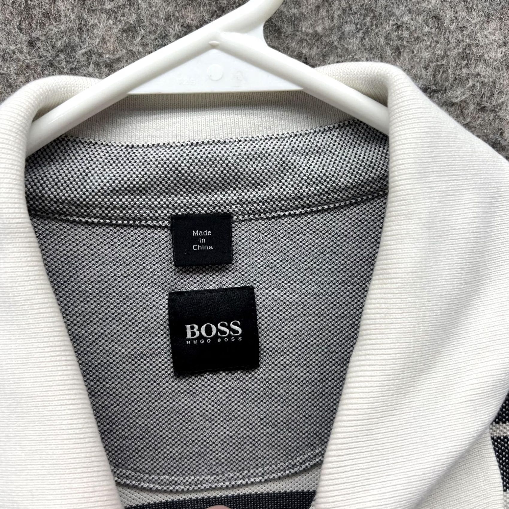 Hugo Boss VINTAGE Hugo Boss Polo Shirt Men Large Adult White Gray Striped Preppy Cotton vtg Size US L / EU 52-54 / 3 - 7 Thumbnail