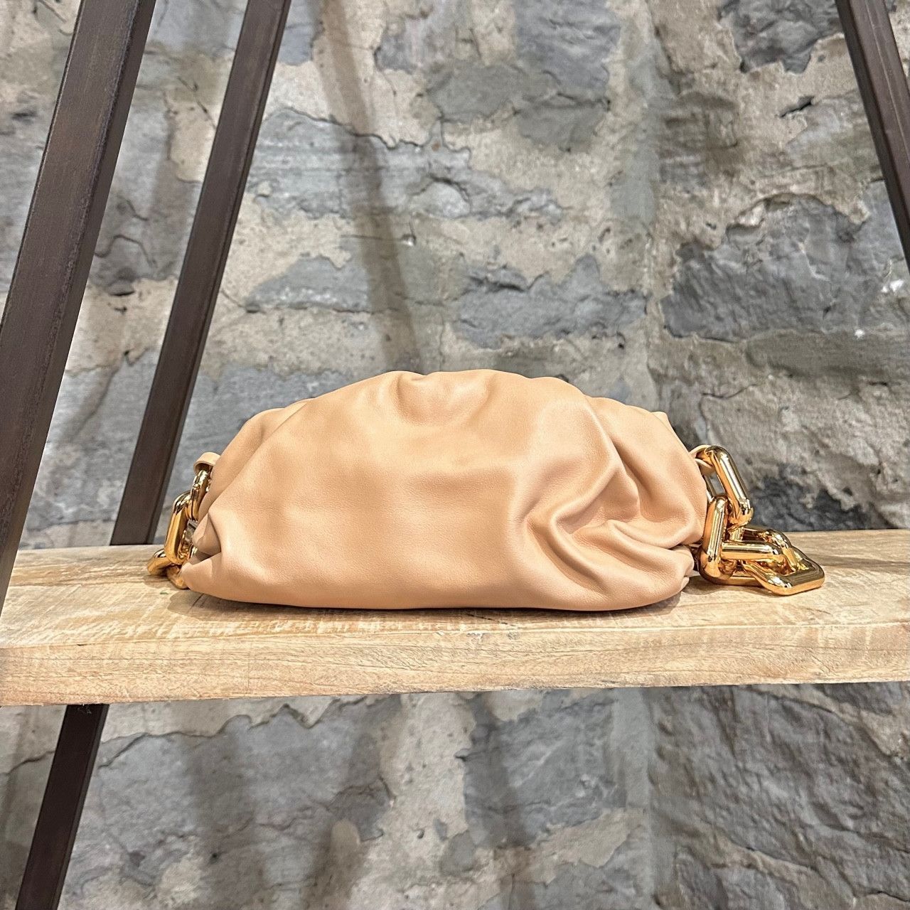 Bottega Veneta Bottega Veneta Light Brown Leather The Chain Pouch Clutch Size ONE SIZE - 6 Thumbnail