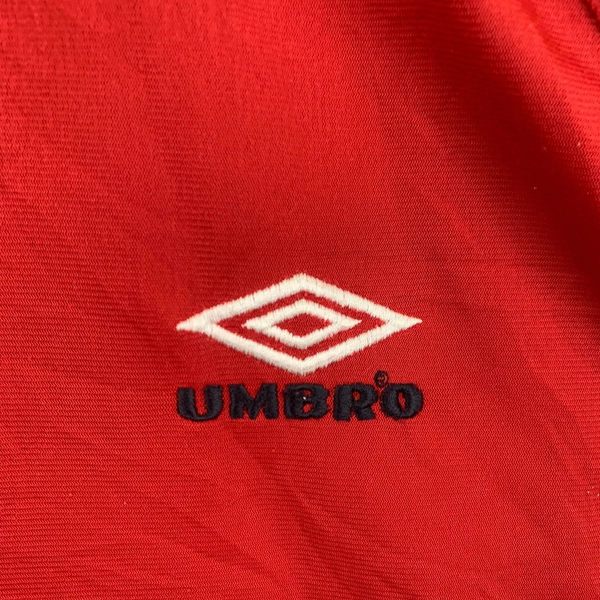 Umbro Vintage UMBRO ENGLAND Football Side Tape Sleeve Warm Size US L / EU 52-54 / 3 - 5 Thumbnail