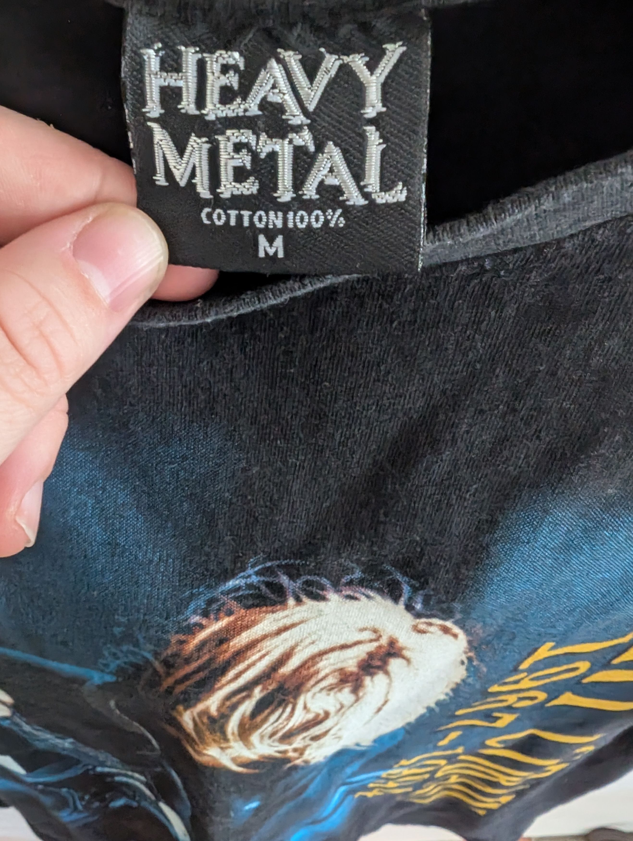 Gildan Kurt Cobain 1967-1994 T-shirt Black size M Nirvana. Size US M / EU 48-50 / 2 - 3 Thumbnail