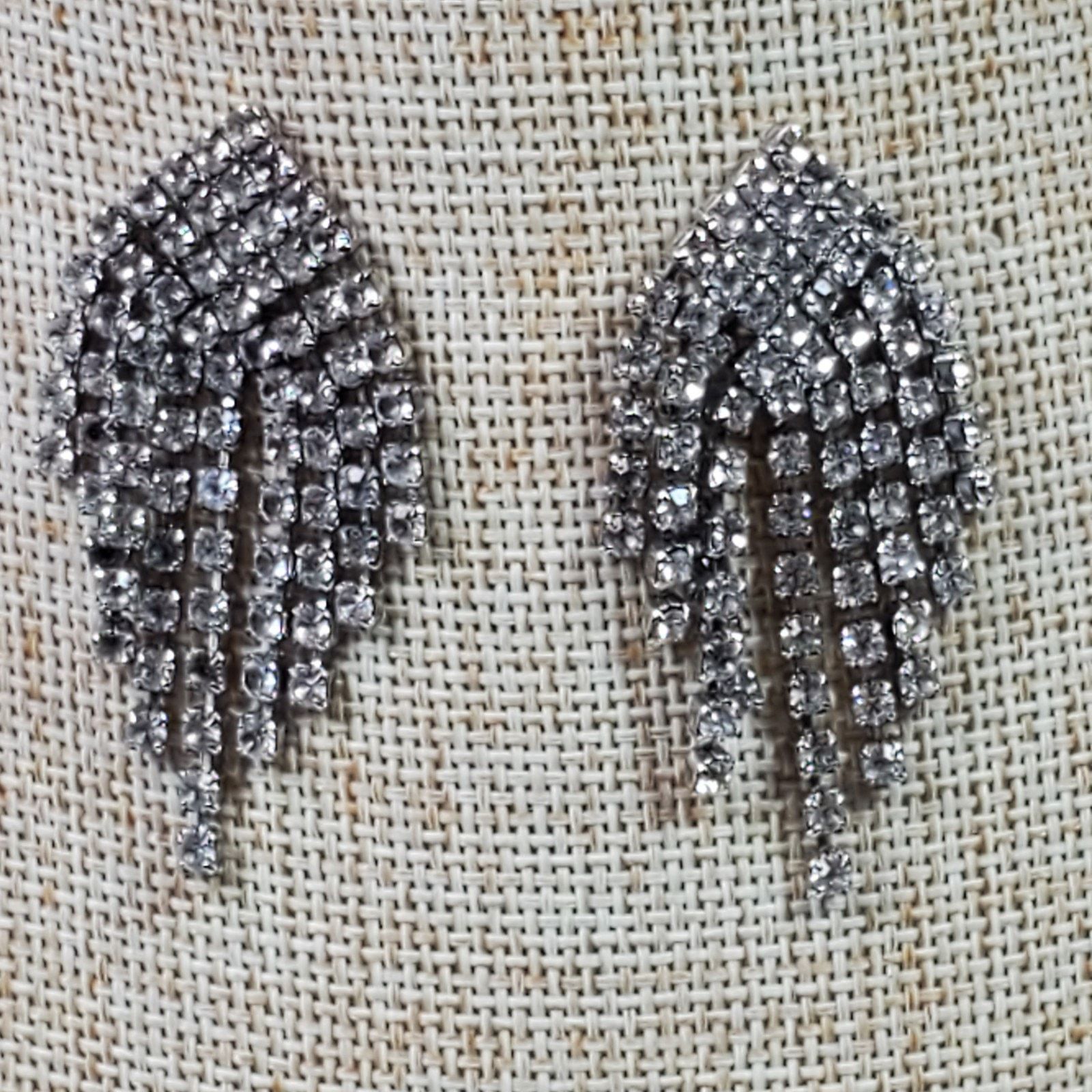The Unbranded Brand Vintage Bling 2.5" Pendant 22" Necklace 1.75" Push Earrings Size ONE SIZE - 2 Thumbnail