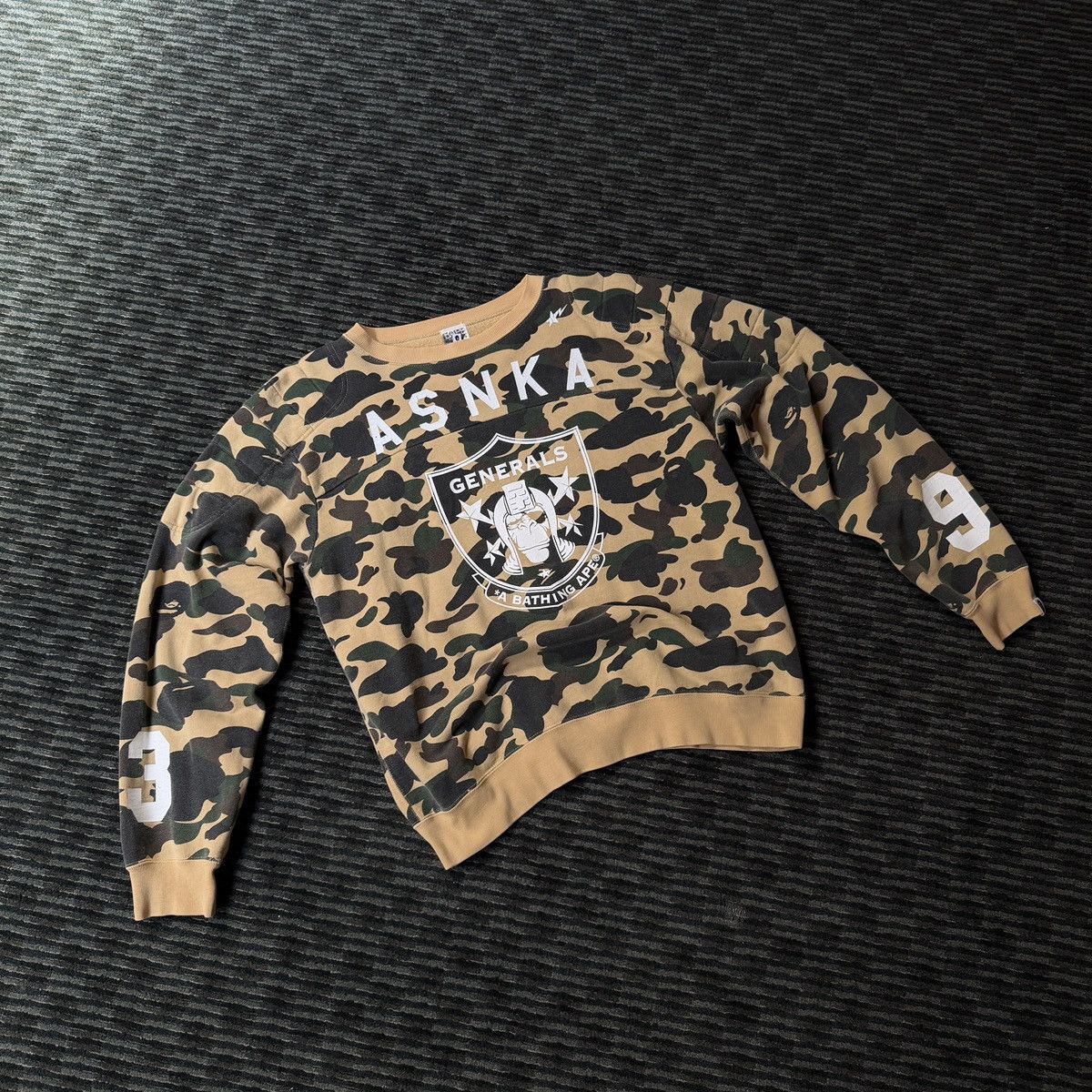 Bape Vintage Bape 1st Camo Generals Crewneck Size US M / EU 48-50 / 2 - 1 Thumbnail