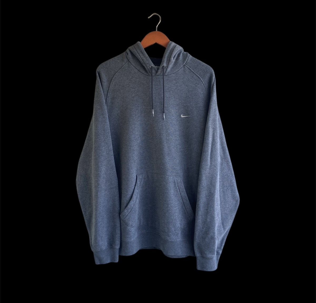 Vintage Vintage Y2K Nike Swoosh Hoodie XL 2000s Sweatshirt Size US XL / EU 56 / 4 - 3 Thumbnail
