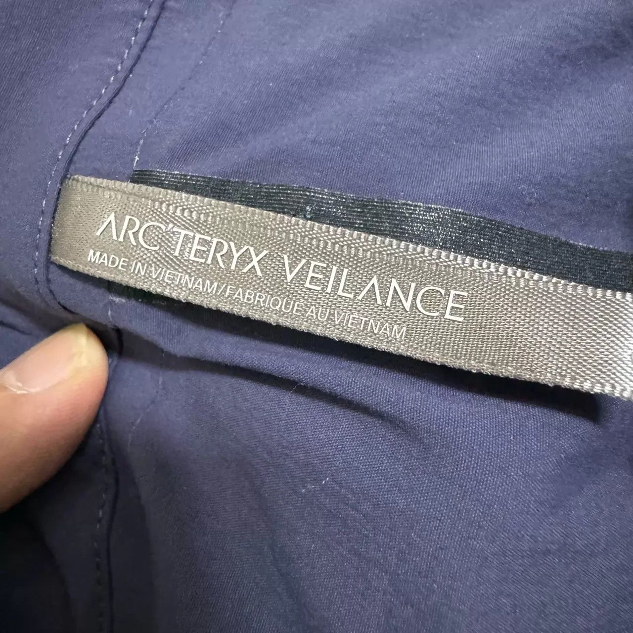 Arc'teryx Arcteryx CONVEX LT 34r Worn Once Like New Size US 34 / EU 50 - 3 Thumbnail