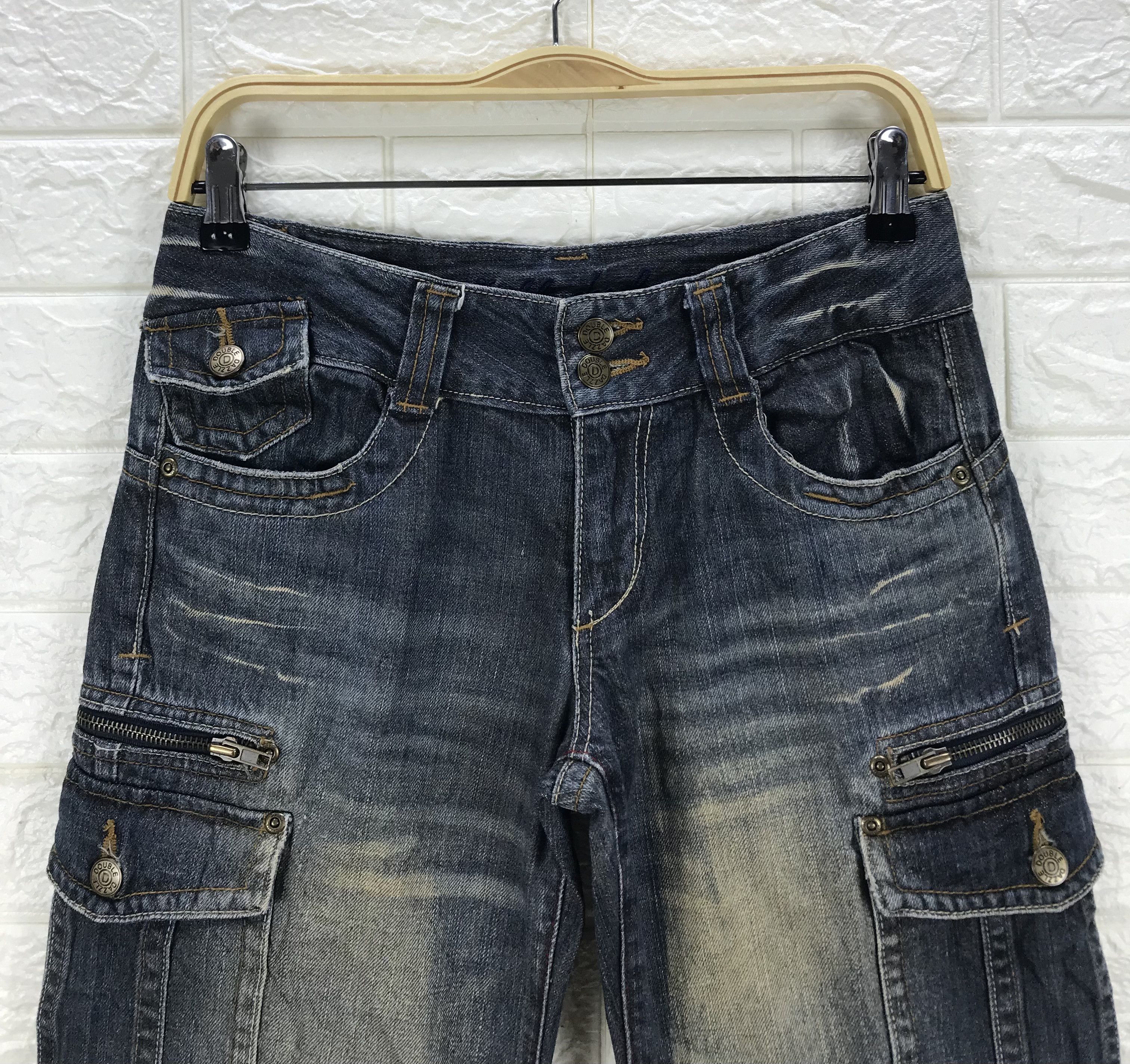 Japanese Brand Japanese Double Dazzle Multipocket Rusty Cargo Flare Jeans Size 30" / US 8 / IT 44 - 2 Thumbnail