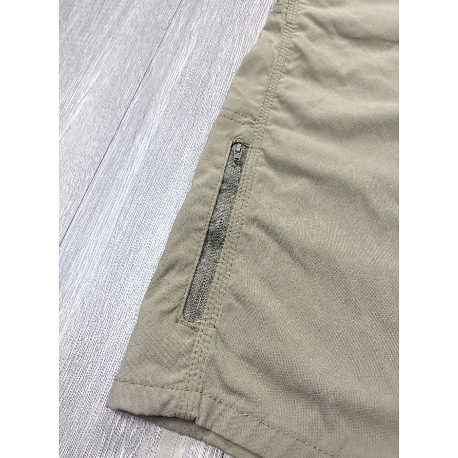Wrangler Wrangler Shorts Mens 48 Beige Cargo Lightweight Nylon Comfort Utility Travel Cargo Pocket Shorts Beige Mens 48 Outdoor Summer Casual Size US 32 / EU 48 - 2 Thumbnail