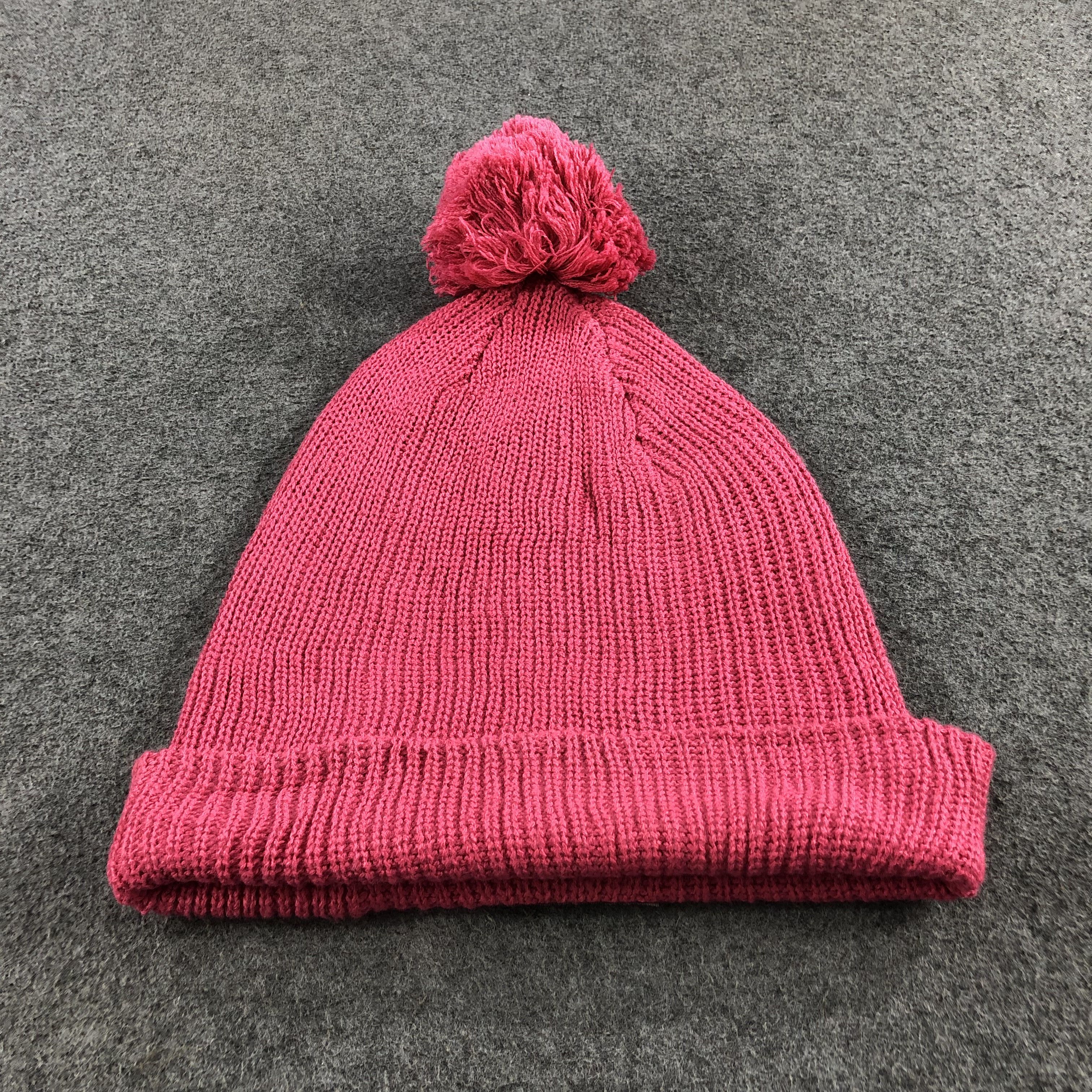 Vintage Heaven & Rock Pink Pom Pom Beanie Hat Free Size B250 Size ONE SIZE - 5 Thumbnail