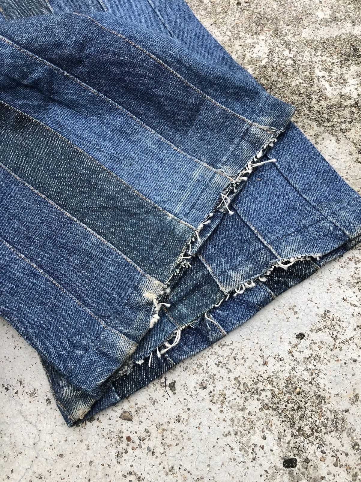 Hypebeast FLARE RECONSTRUCTED MARKY + BUDDY HOMME JEANS Size US 31 - 8 Thumbnail