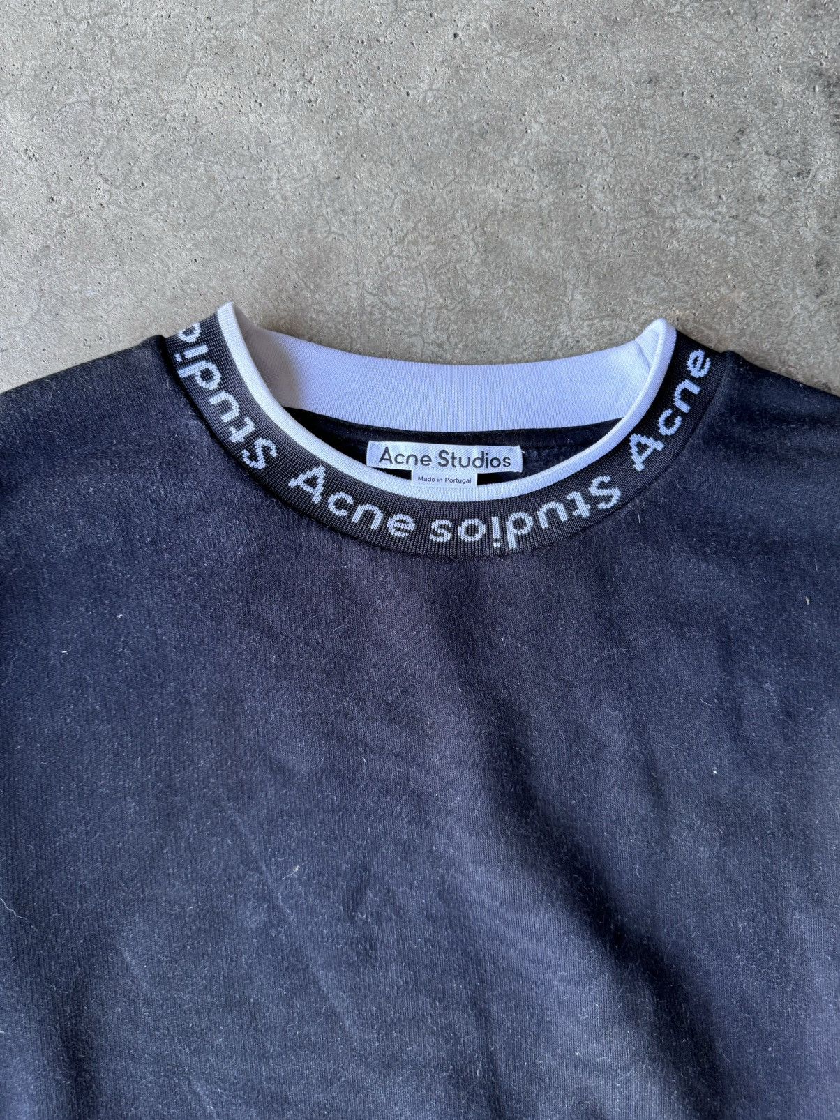 Acne Studios Black Acne Studios Collar Logo Crewneck Size US XL / EU 56 / 4 - 2 Thumbnail