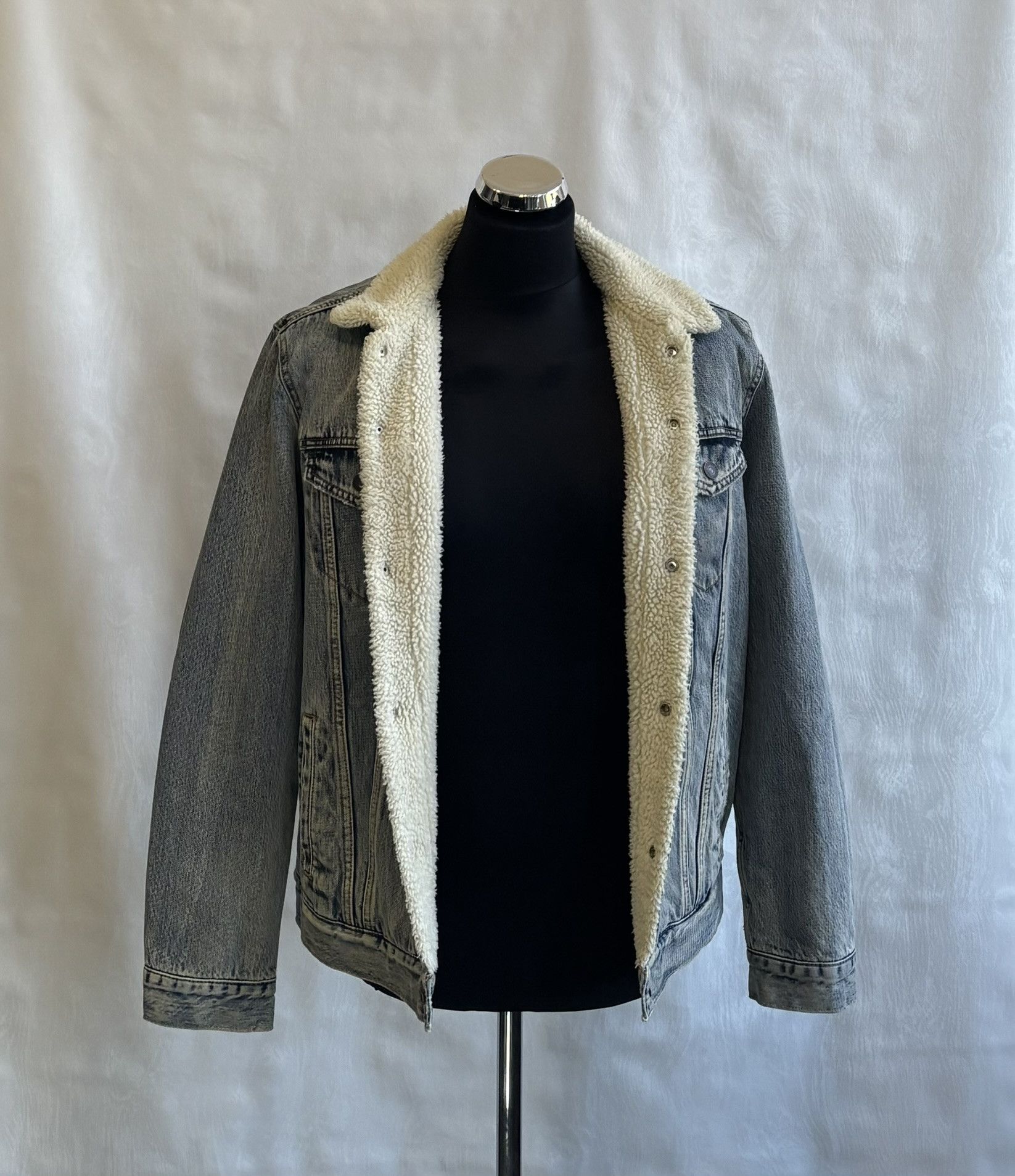 Levi's Levi's Sherpa Trucker Jacket Large Size US L / EU 52-54 / 3 - 5 Thumbnail