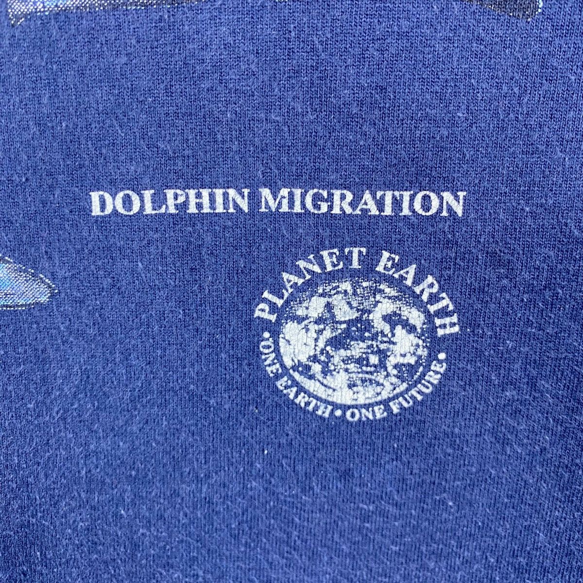 Other Vintage Planet Earth DOLPHIN MIGRATION Graphic Tee Shirt Size US XL / EU 56 / 4 - 3 Thumbnail