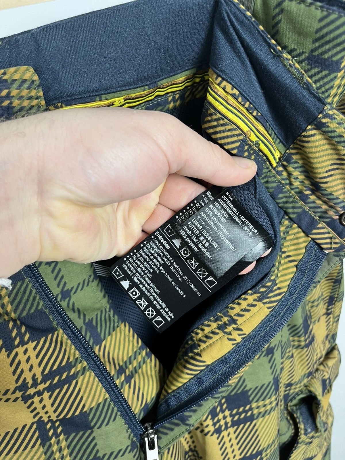 Burton Burton Plaid Snowboard Pants Cargo Shell XL Size US 36 / EU 52 - 11 Thumbnail