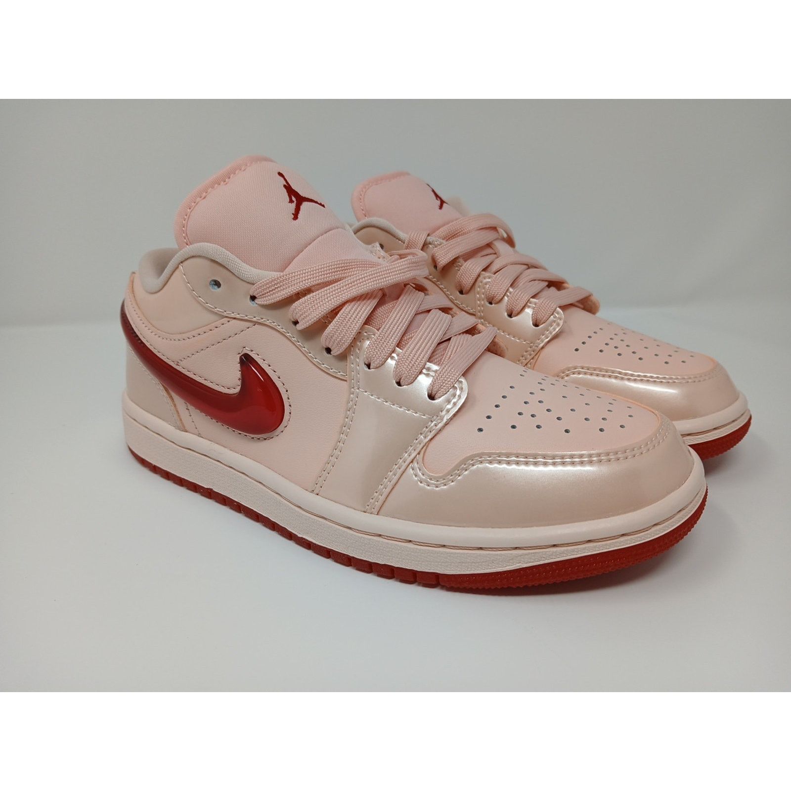 Jordan Brand Nike Air Jordan 1 SE Low Patent Valentine's Day Women Sz 6.5 Size US 6.5 / IT 36.5 - 20 Thumbnail