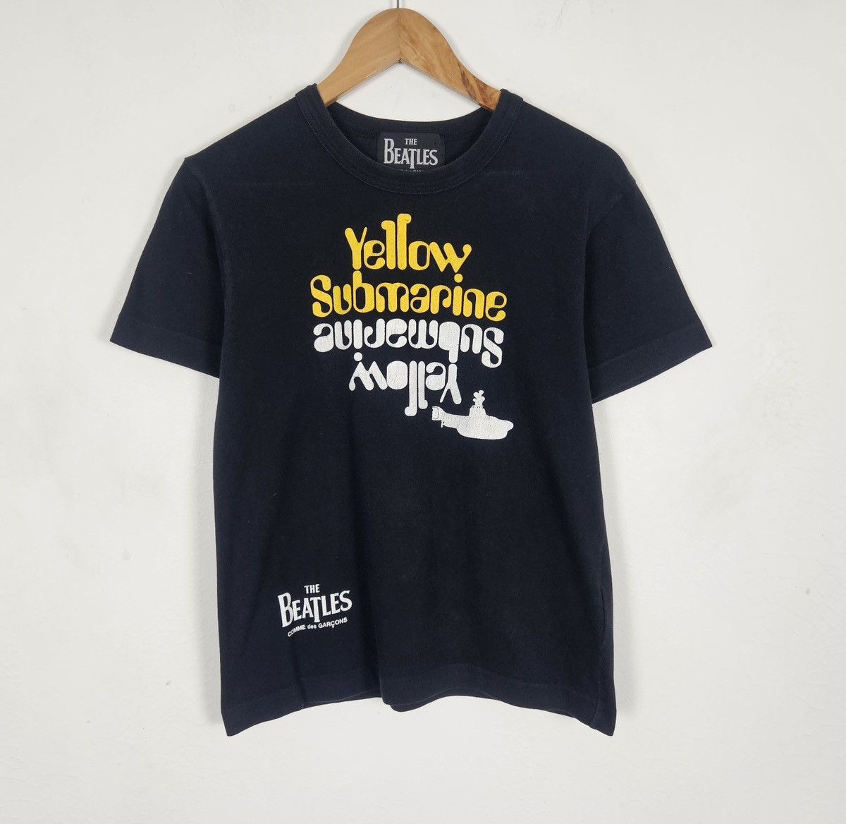 Comme des Garcons The Beatles x Comme des Garcons CDG Yellow Submarine shirt Size M / US 6-8 / IT 42-44 - 2 Thumbnail