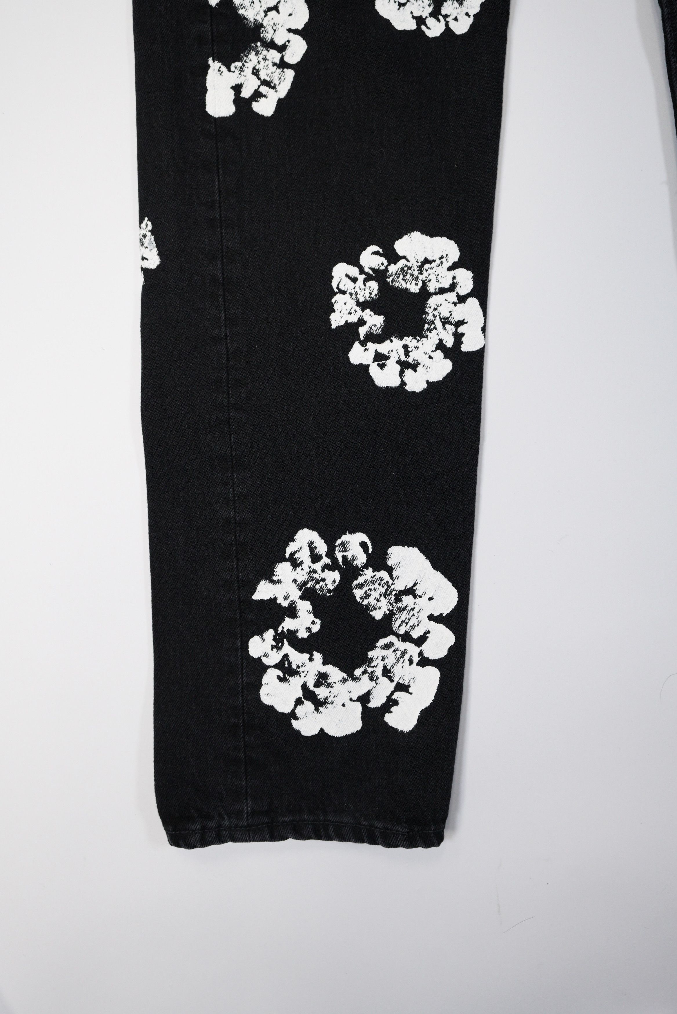 DENIM TEARS Denim Tears x Levi's Leather Cotton Wreath Jeans Size US 32 / EU 48 - 3 Thumbnail
