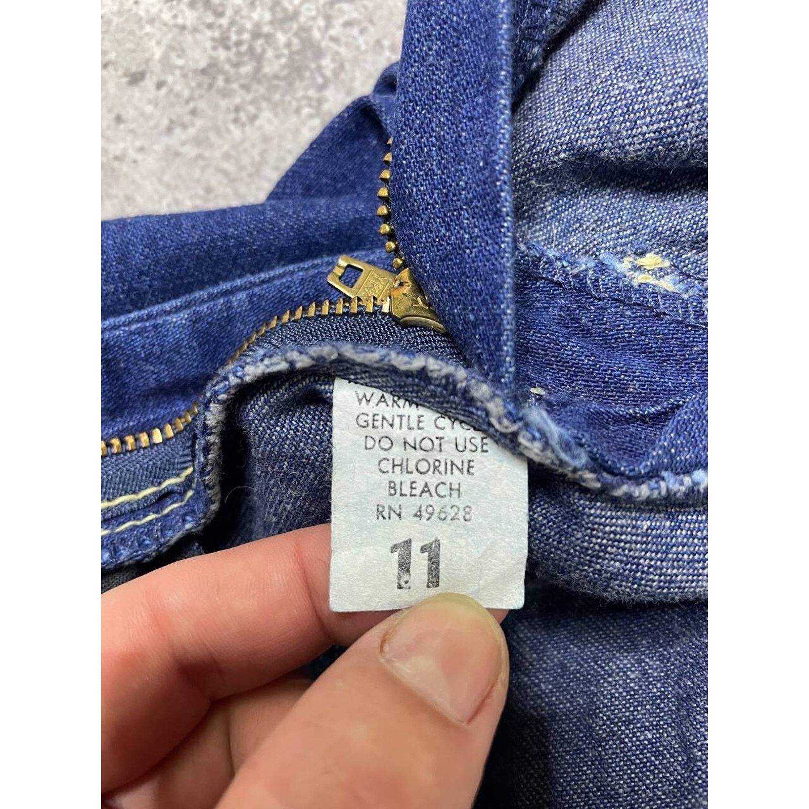 Vintage Vintage Zena High Waist Tapered Leg Jeans S Dark Wash Denim Size 26" / US 2 / IT 38 - 9 Thumbnail