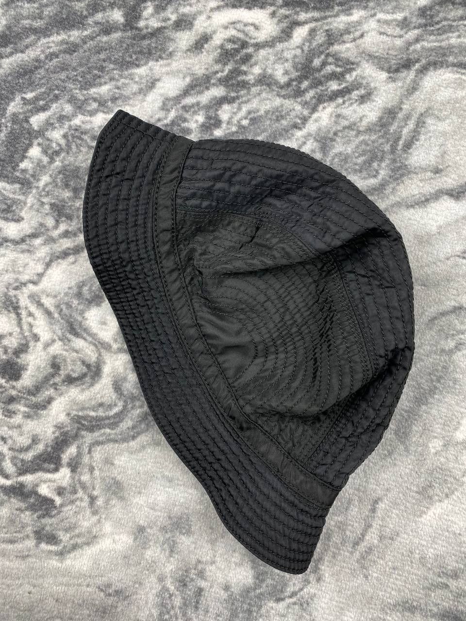 Prada Prada Nylon Bucket Hat Metal Logo Black Size ONE SIZE - 3 Thumbnail
