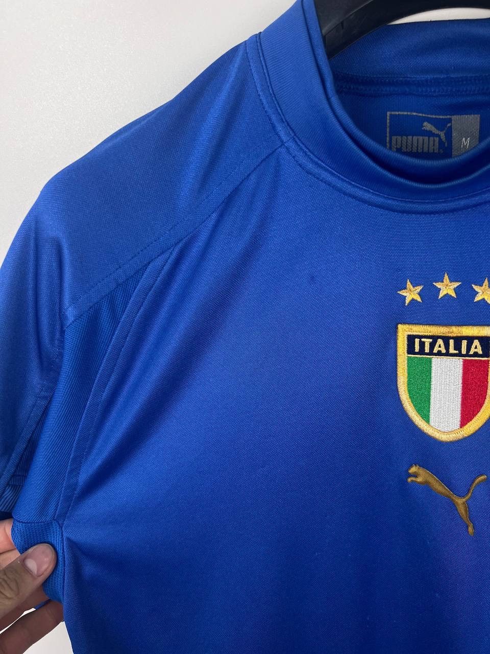 Other Italy Puma 2004 home jersey size M Size US M / EU 48-50 / 2 - 6 Thumbnail