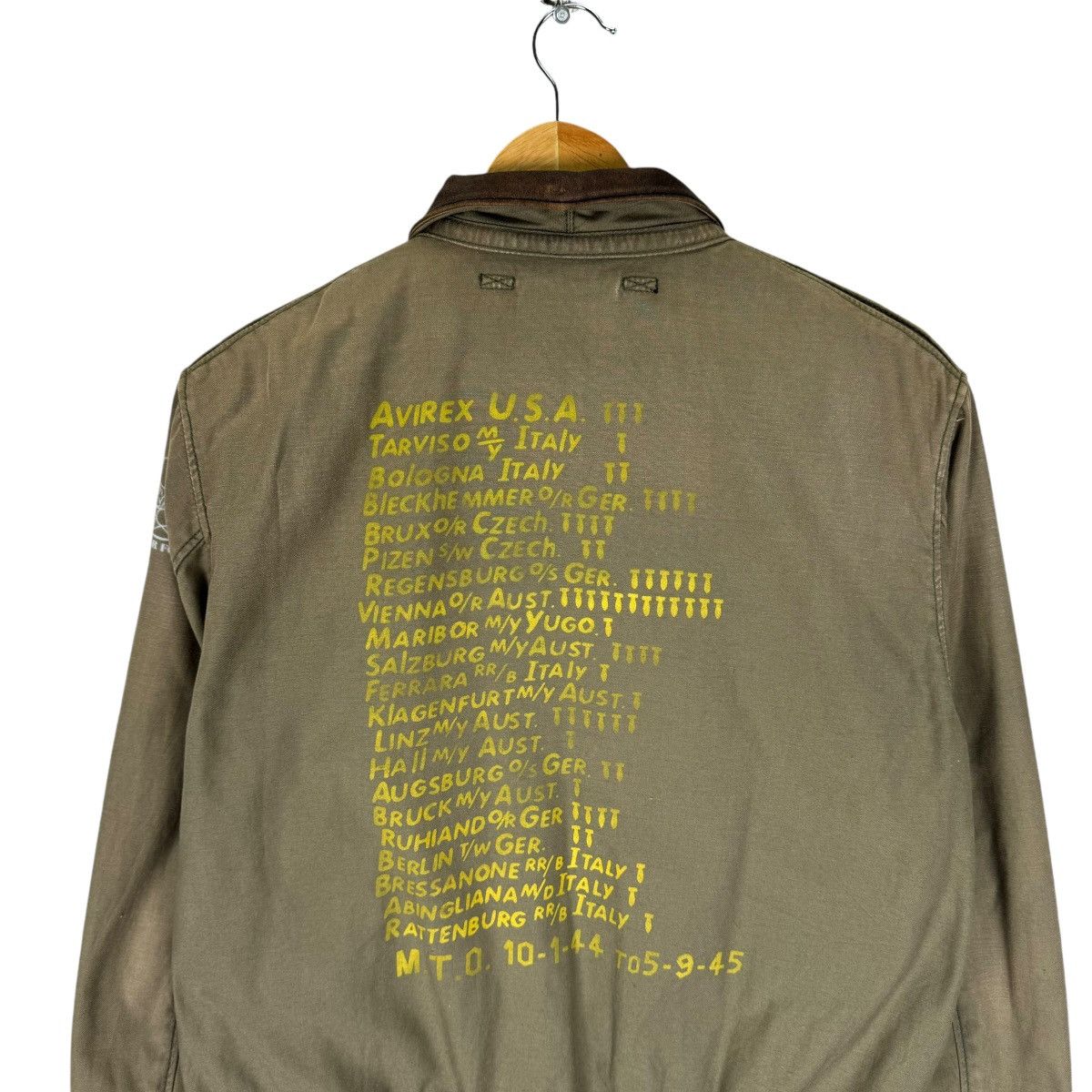 Avirex ⚡️AVIREX TYPE A2 BOMBER ZIPPER JACKET Size US M / EU 48-50 / 2 - 7 Thumbnail