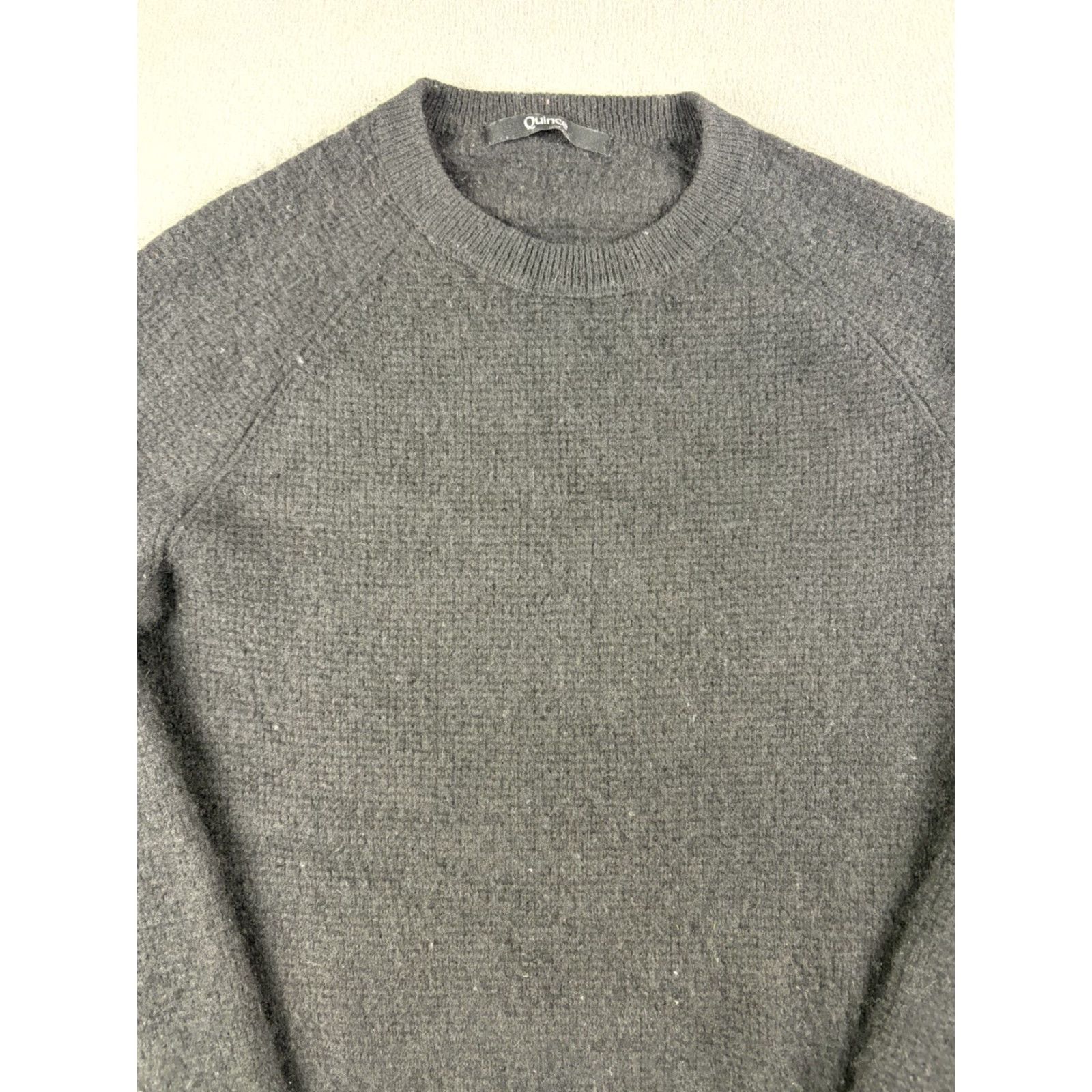 Quince Quince Sweater Women M Black Cashmere Knit Crew Neck Long Sleeve Pullover Shape: Solid Logo Vintage No Size M / US 6-8 / IT 42-44 - 2 Thumbnail