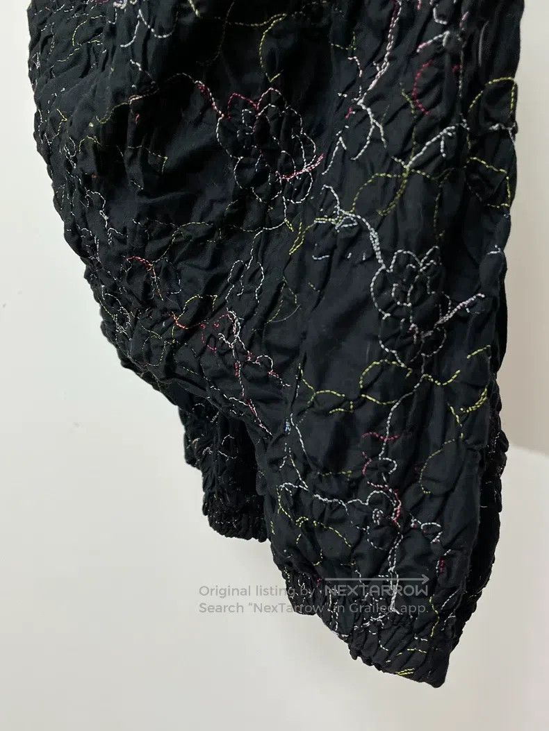Comme des Garcons Comme Des Garcons size S Colorful Thread Embroidered Pleat Size 23" - 1 Thumbnail