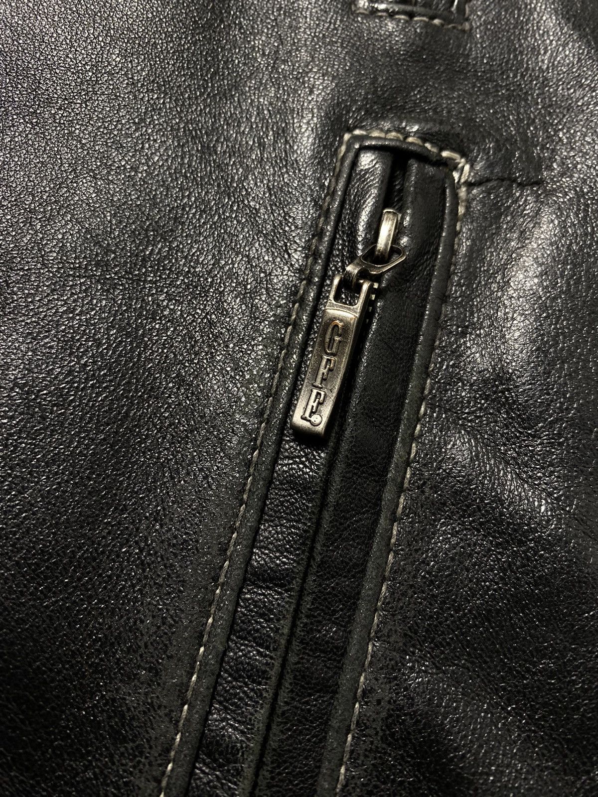 GF Ferre Gianfranco Ferre GF Ferre Leather Jacket with Genuine Fur Size L / US 10 / IT 46 - 9 Thumbnail