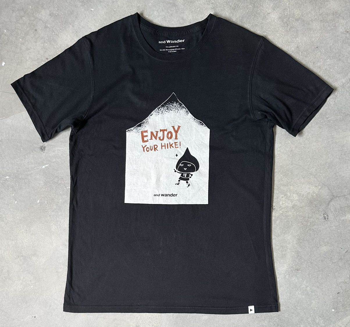 And Wander AND WANDER HIKR TEE Size US M / EU 48-50 / 2 - 1 Thumbnail