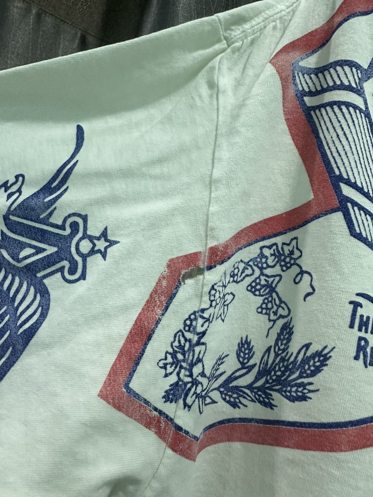 Budweiser Vintage White Budweiser "King of Beers" 1990s AOP Tee Size US XL / EU 56 / 4 - 16 Thumbnail