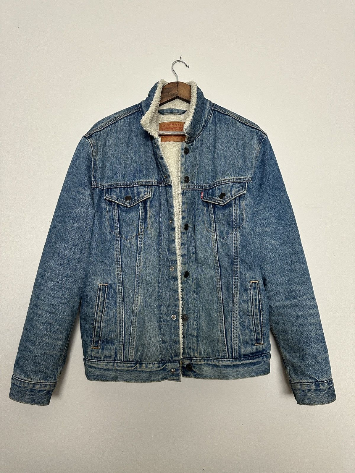 Levi's Levi’s Sherpa Trucker Denim Jacket Size US L / EU 52-54 / 3 - 1 Thumbnail