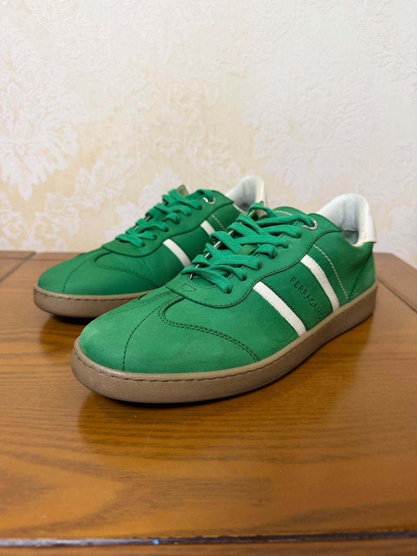 Salvatore Ferragamo Salvatore Ferragamo Green Lowtop Sneakers 7.5 Men Size US 7.5 / EU 40-41 - 1 Thumbnail