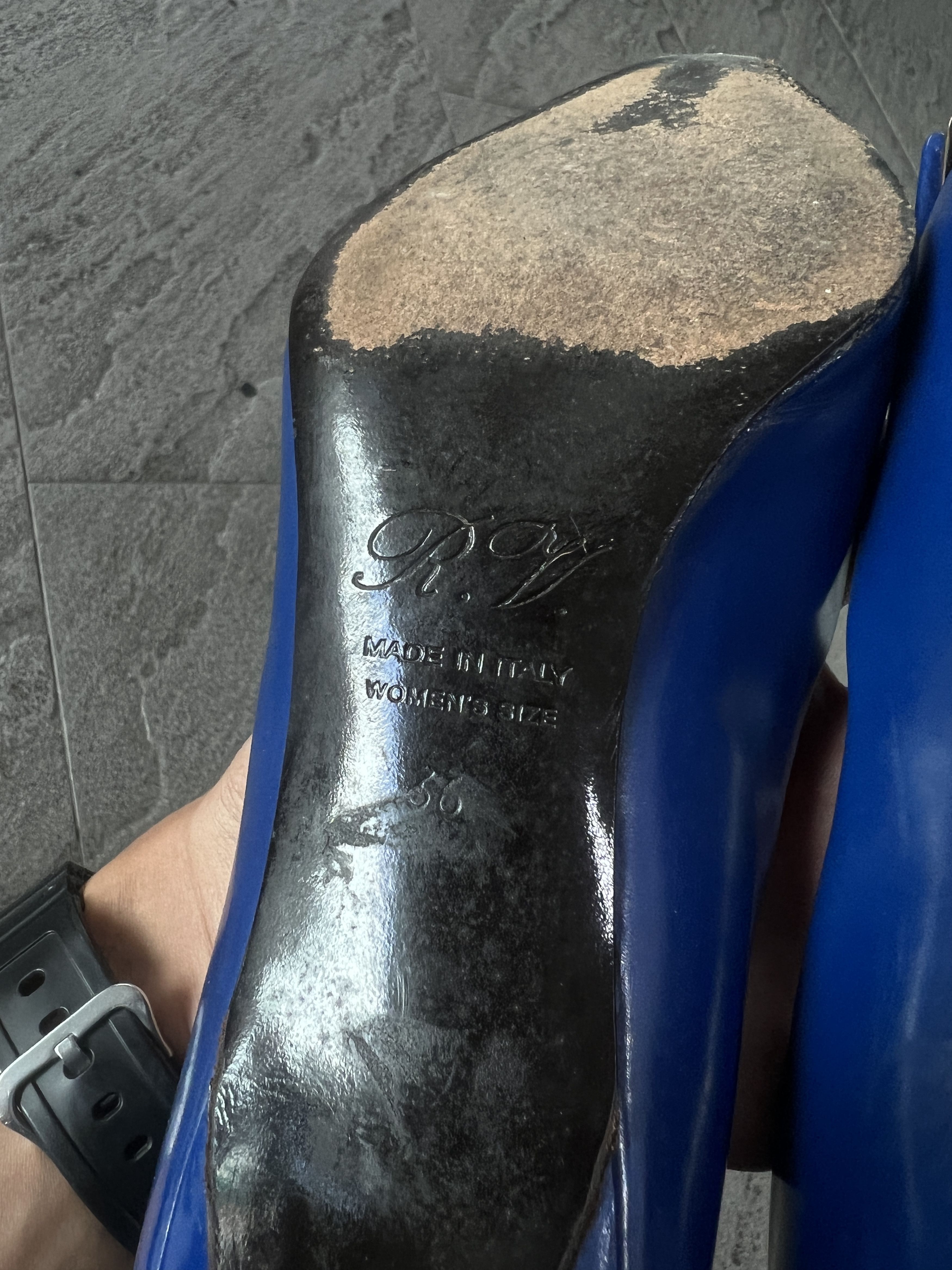 Roger Vivier Roger Vivier Buckle Heels Blue Patent Pumps Size US 6 / IT 36 - 10 Thumbnail