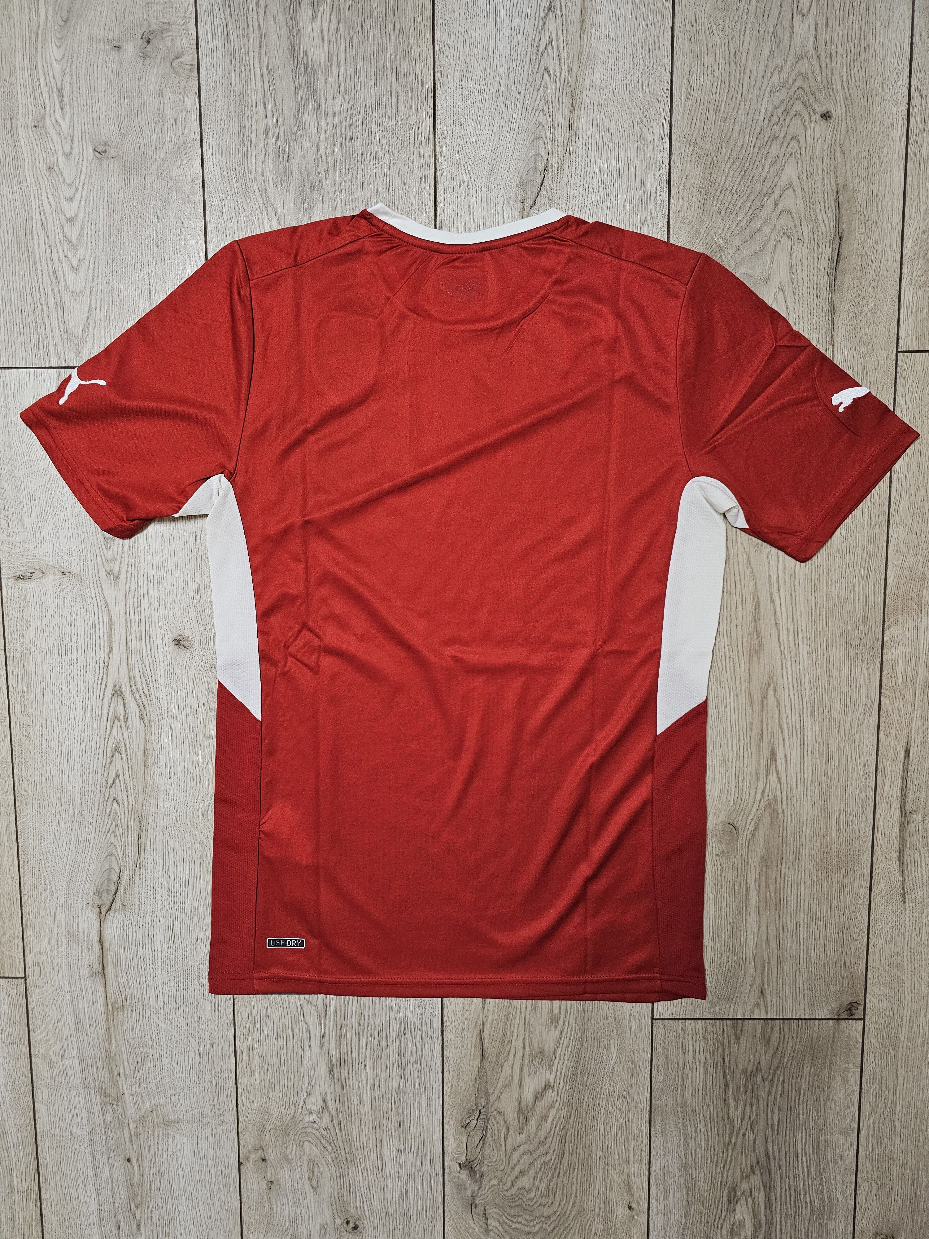 Puma CZECH REPUBLIC 2012 2013 HOME FOOTBALL SHIRT SOCCER JERSEY Size US S / EU 44-46 / 1 - 2 Thumbnail