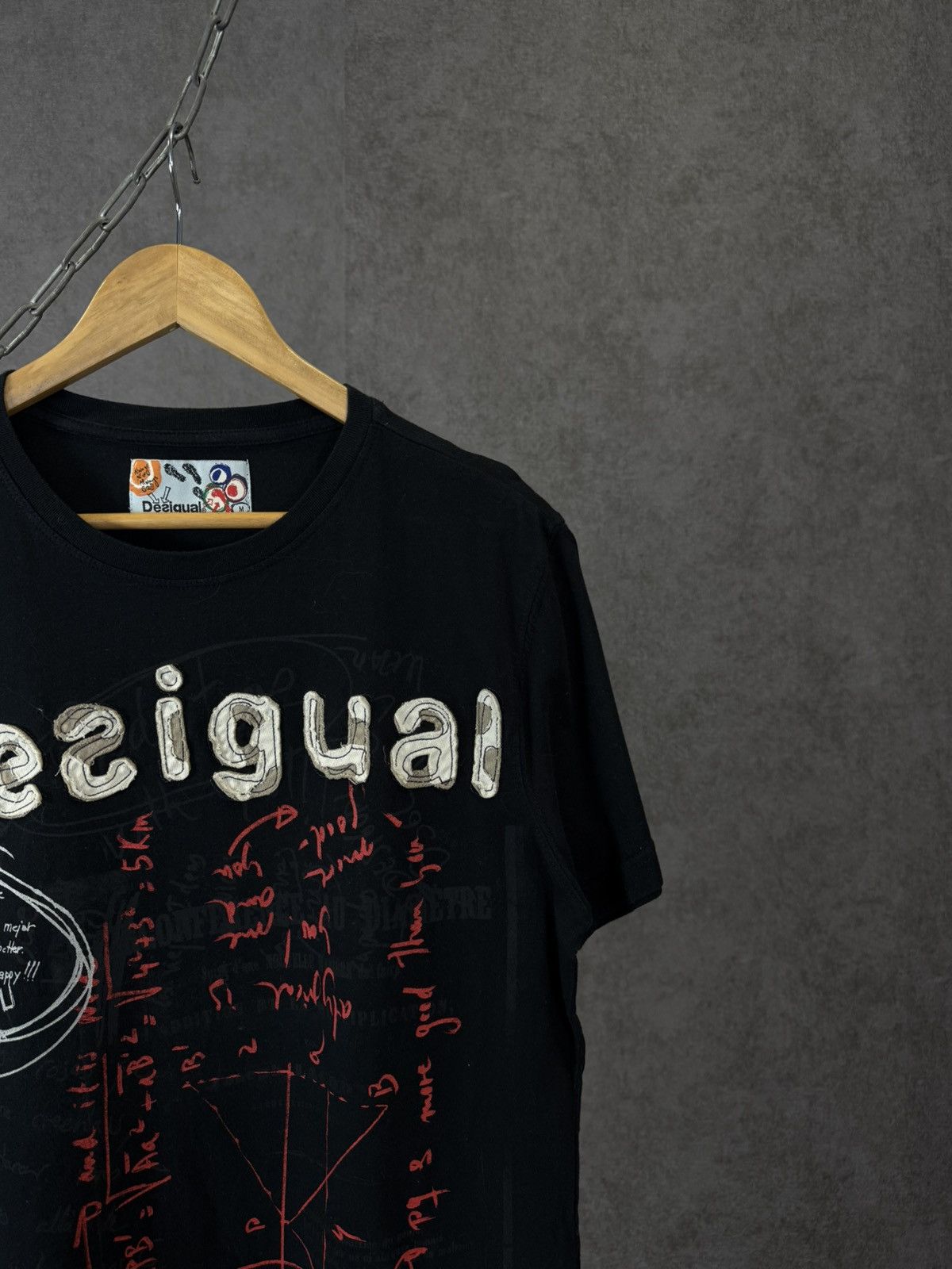 Desigual Desigual art designer tee Size US M / EU 48-50 / 2 - 2 Thumbnail