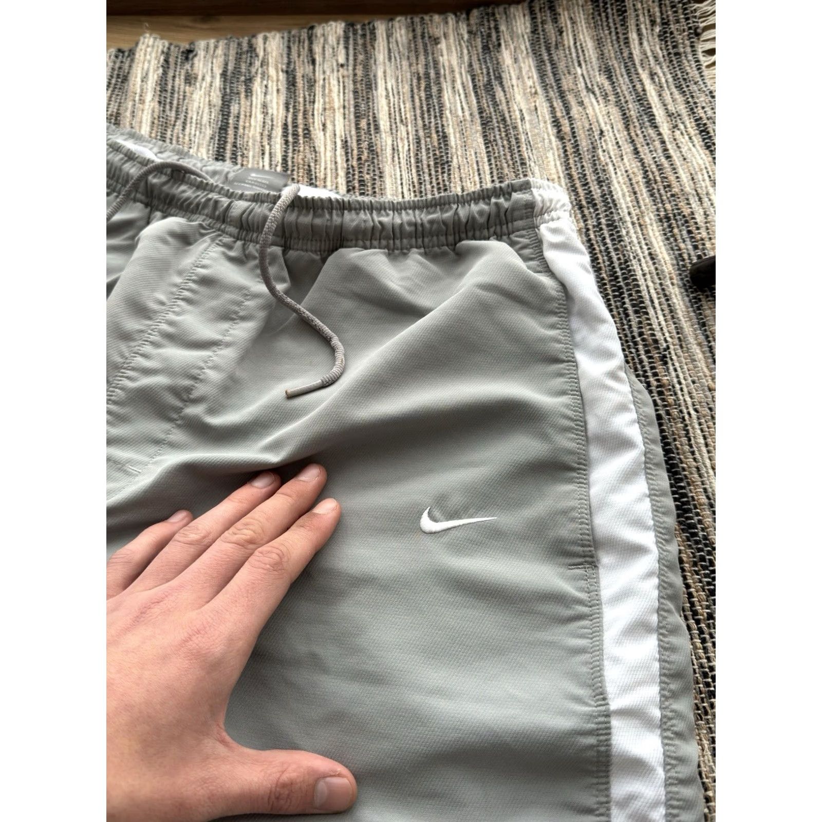 Nike Nike Vintage nylon track shorts L gray 90s Retro Sports Cargo Men Size US 33 - 4 Thumbnail