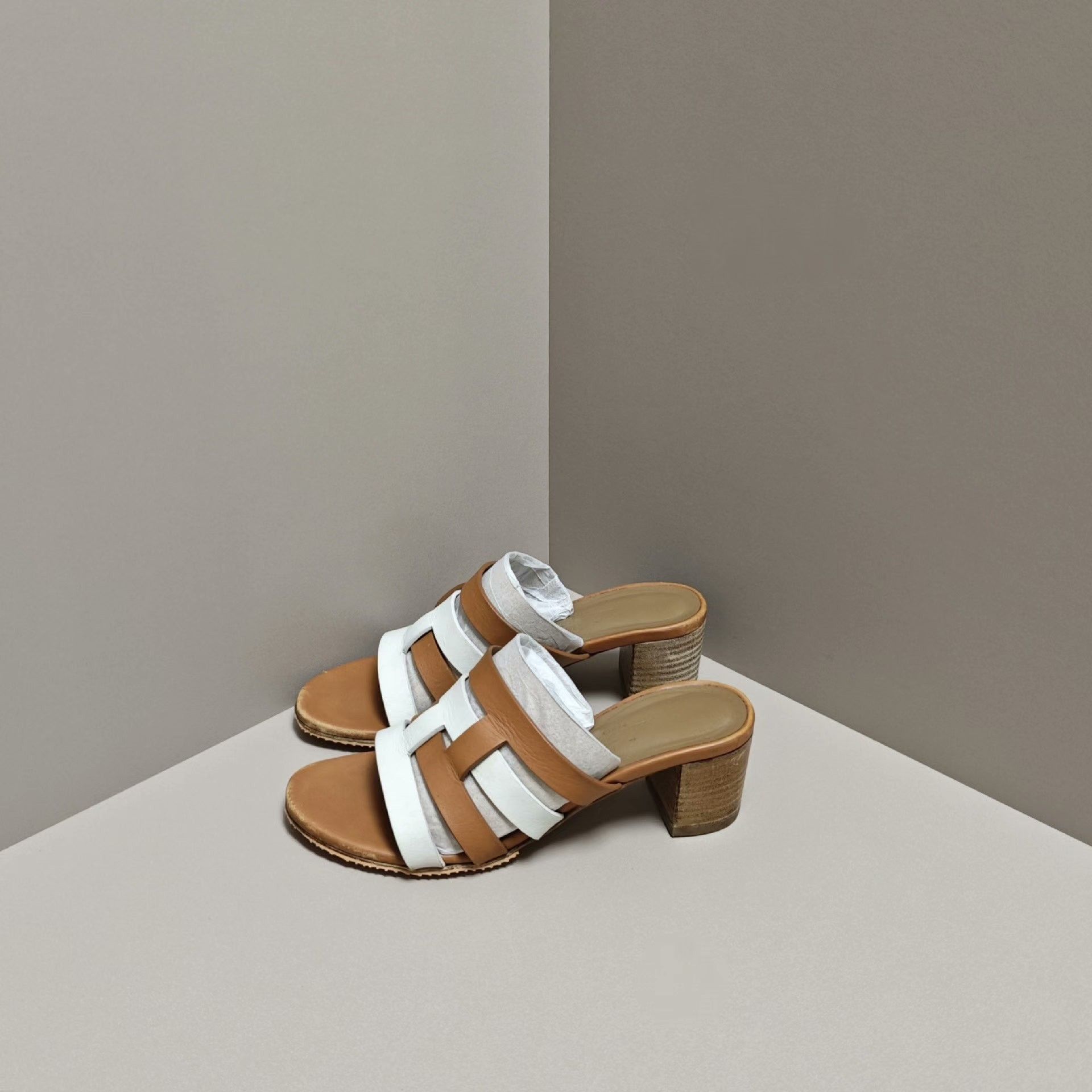 Hermes Hermes Sandals us_5 Women Size US 5 / IT 35 - 1 Thumbnail