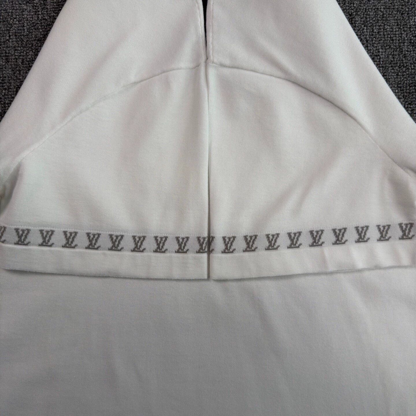 Louis Vuitton LV cuff allprint knit short-sleeve S NearNew Size US S / EU 44-46 / 1 - 6 Thumbnail