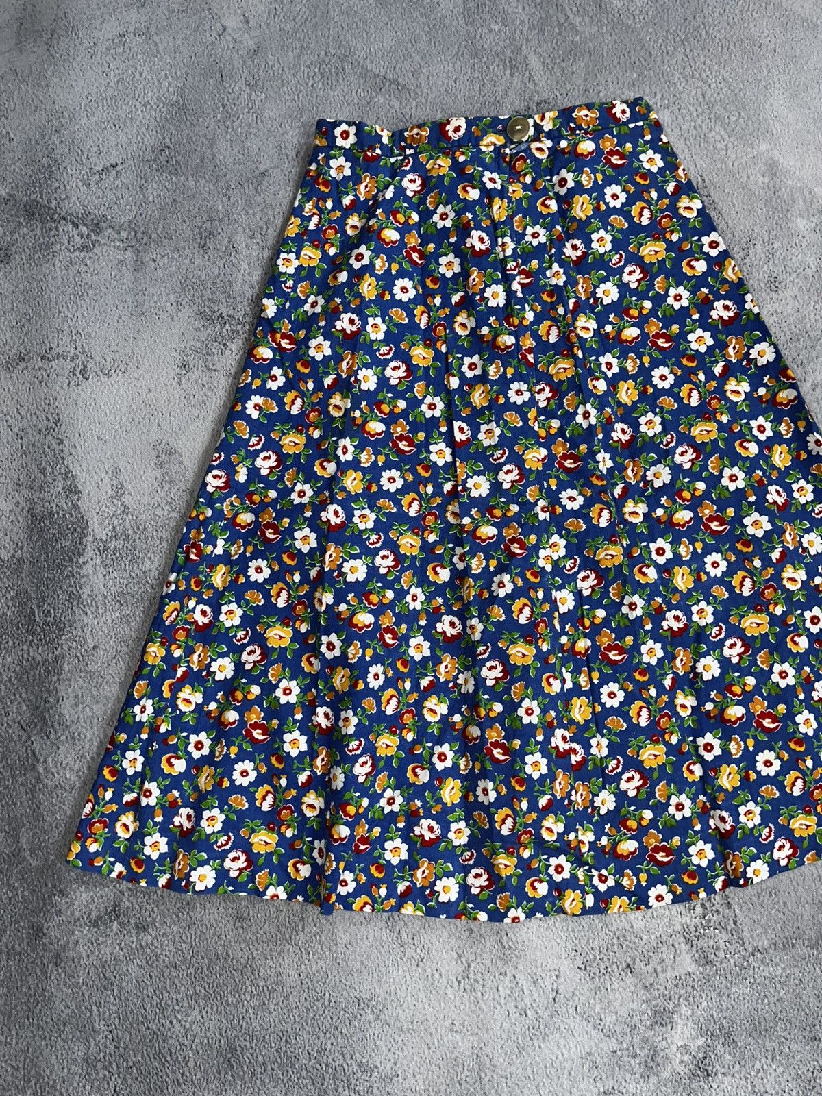 Vintage Vintage 90s floral printed midi skirt retro style streetwear Size 24" / US 00 / IT 34 - 2 Thumbnail