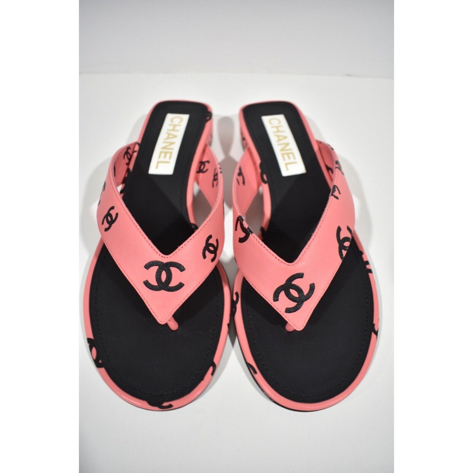 Chanel Chanel 22S Pink Black Printed Lambskin CC Logo Thong Size US 7 / IT 37 - 8 Thumbnail