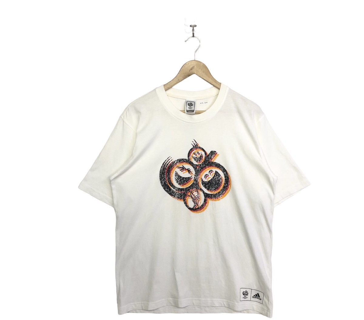 Adidas Vintage 06 Adidas Germany FIFA World Cup Logo Grafiti Tshirt Size US M / EU 48-50 / 2 - 1 Thumbnail