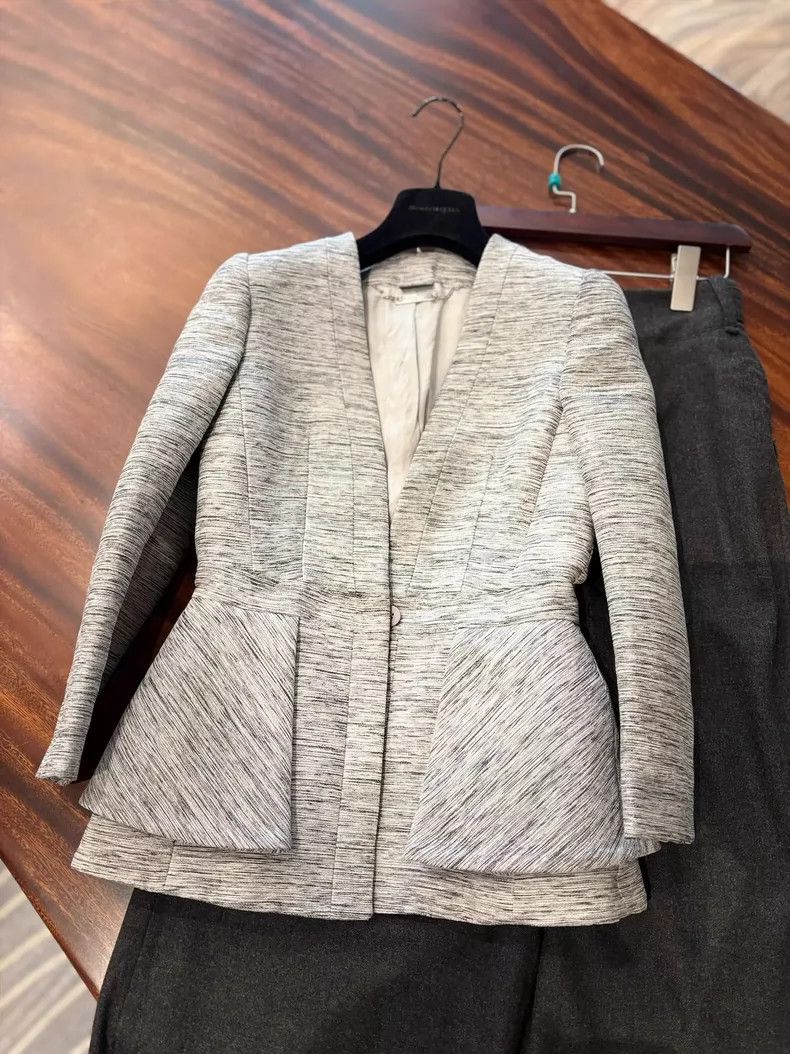 Alexander McQueen Alexander McQUEEN Weaving waist cinching jacket 2504-Nextar Size XS / US 0-2 / IT 36-38 - 1 Thumbnail