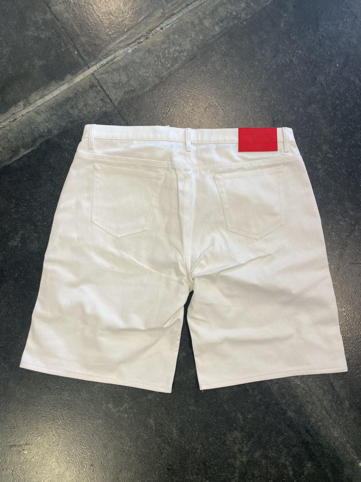 Sp5der Sp5der White Denim Shorts Size US 38 / EU 54 - 2 Thumbnail