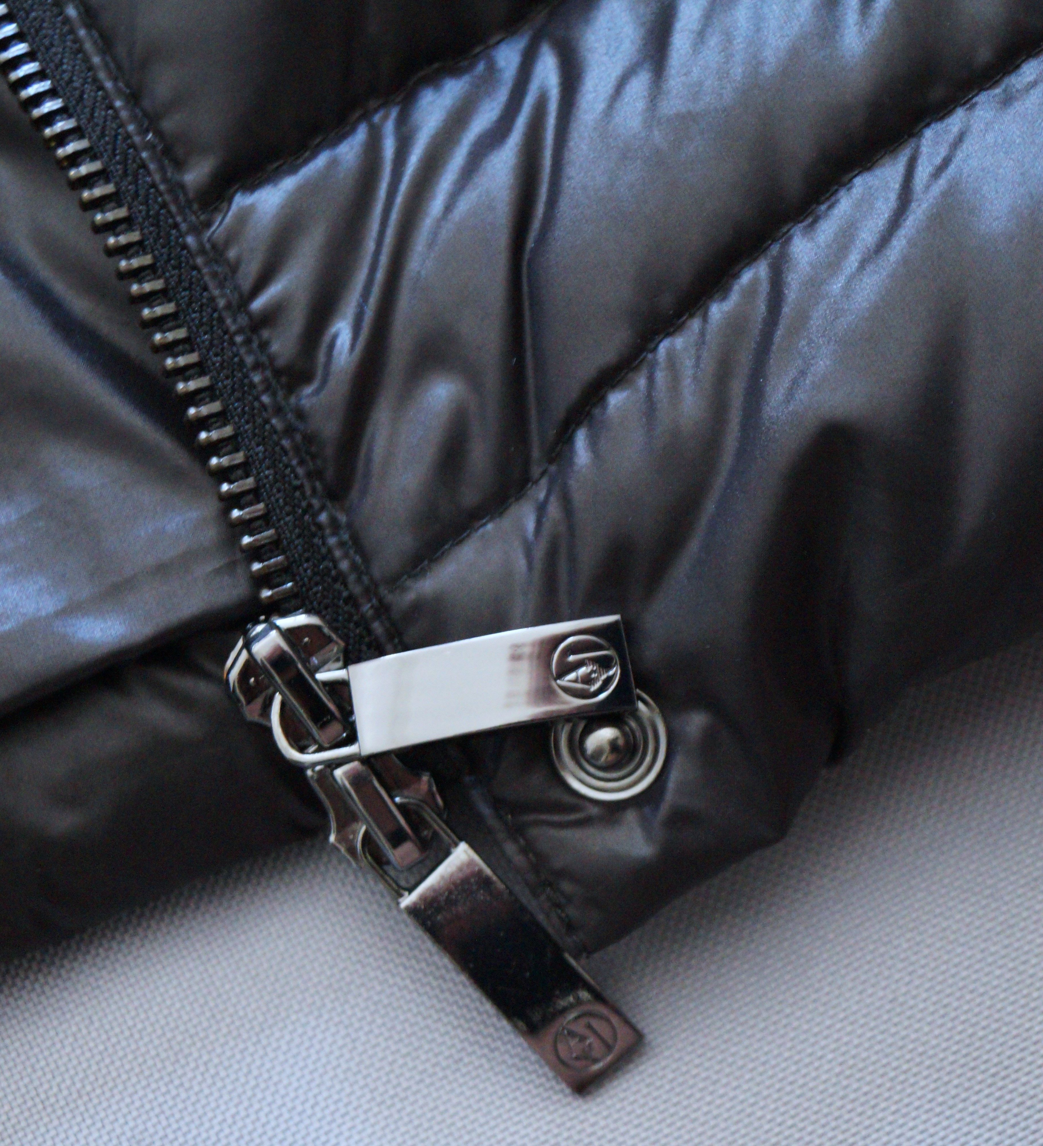 Armani Armani Jeans womens down jacket L size Size L / US 10 / IT 46 - 13 Thumbnail