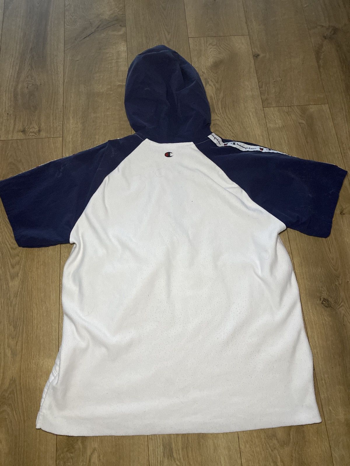 Champion Champion Short Sleeve Hoodie Sweater Size US L / EU 52-54 / 3 - 5 Thumbnail