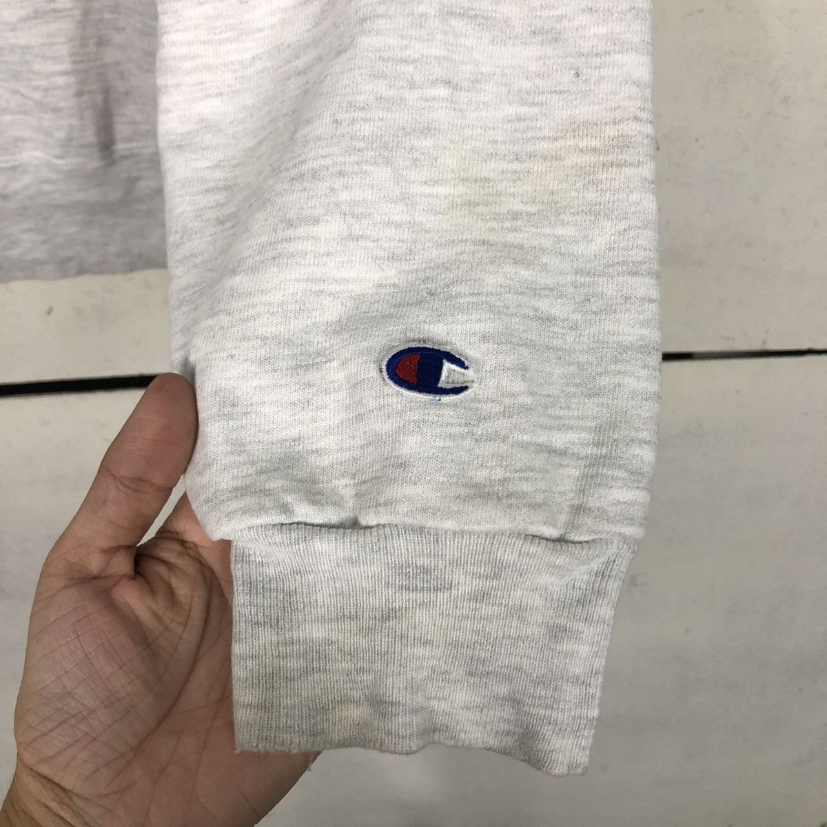 Champion 🔥RICH GREY VINTAGE CHAMPION SWEATSHIRT Size US XL / EU 56 / 4 - 13 Thumbnail