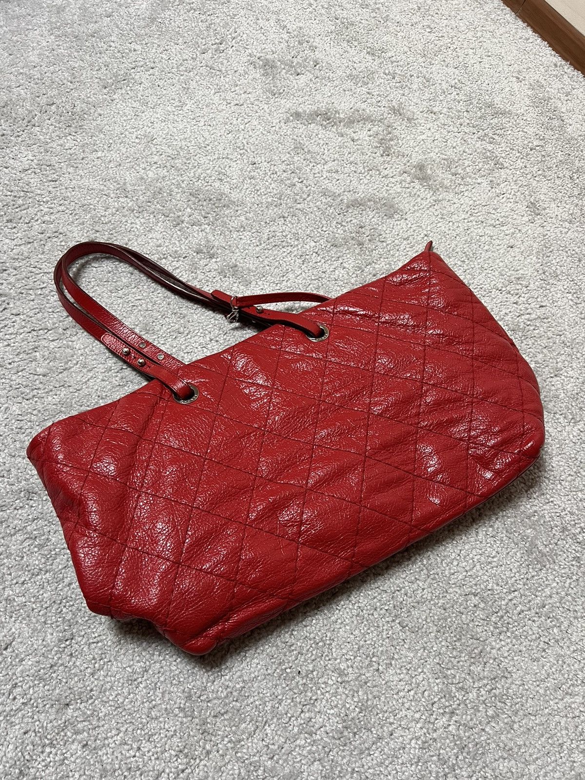 Chanel Chanel On The Road Tote Red Calfskin Leather Bag Size ONE SIZE - 9 Thumbnail