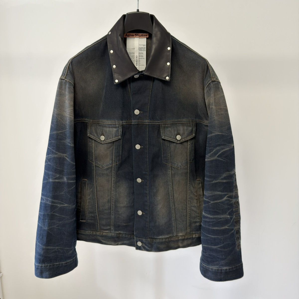 Acne Studios Studded Dirty Washed Oversized Denim Jacket Size US M / EU 48-50 / 2 - 18 Thumbnail