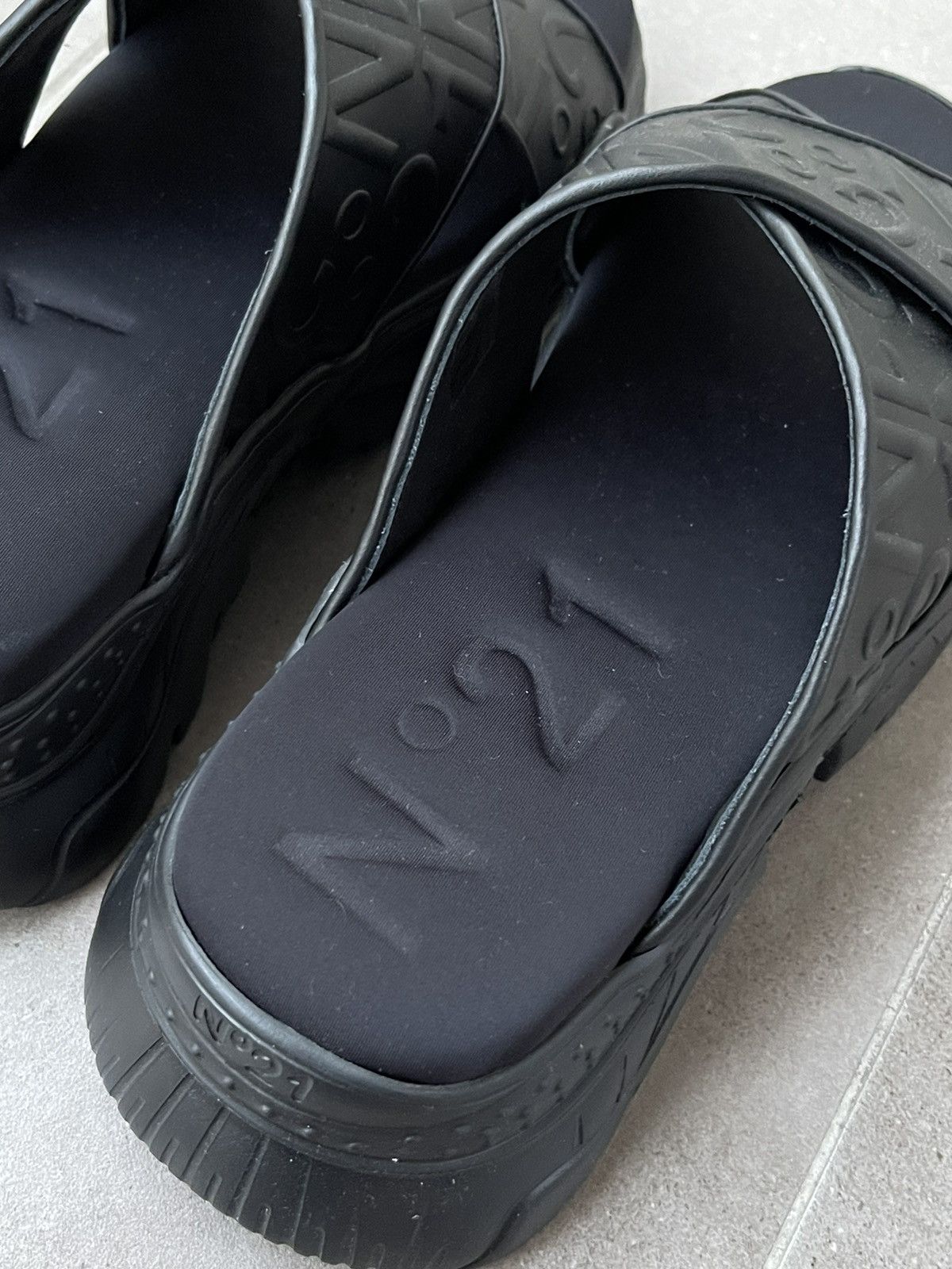 N21 !DS! SS23 N21 Billy Platform Black Slides Size US 9 / EU 42 - 15 Thumbnail
